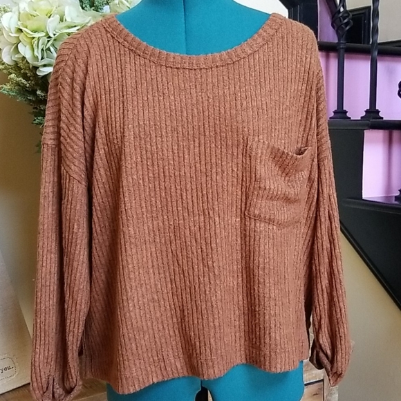 Lush Tops - Lush Ribbed Knit Crop Top - SZ M